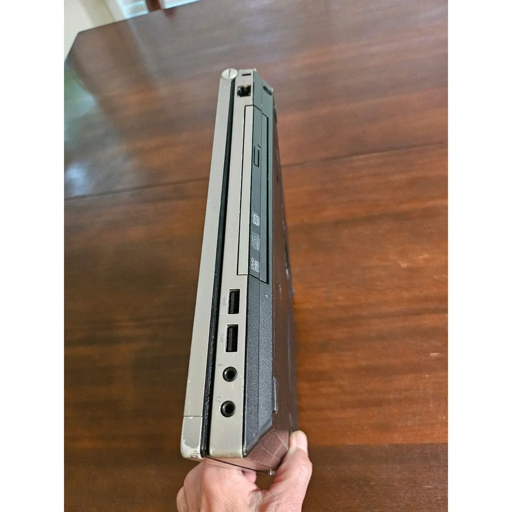 HP EliteBook 8560p Laptop 15.6 Silver Intel Core i5 DVD Drive Parts Only No Cord